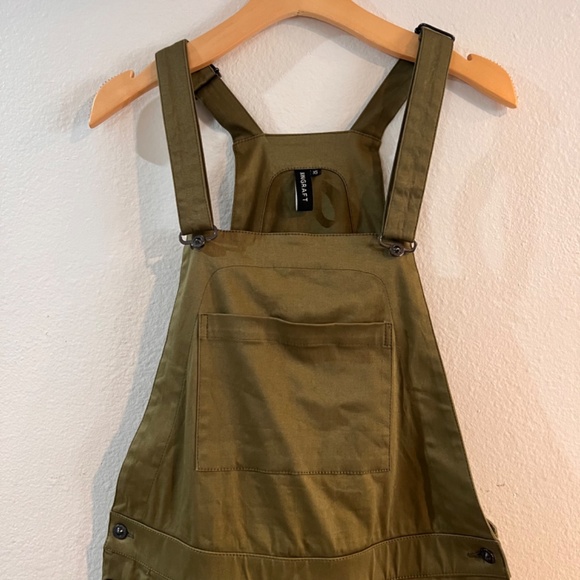 JONNY COTA STUDIO  UNISEX OVERALLS IN GREEN - Picture 5 of 10